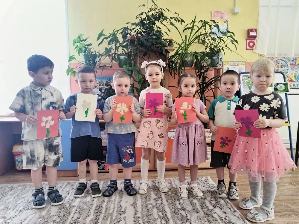 Группа "Вишня" радуют нас своими картинами.... они прекрасны, молодцы ребята