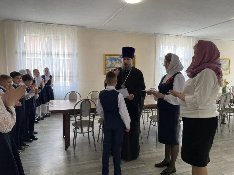 🇷🇺Ученики четвертого класса успешно сдали экзамен по Основам Православной Культуры   🤝Сотрудничество
