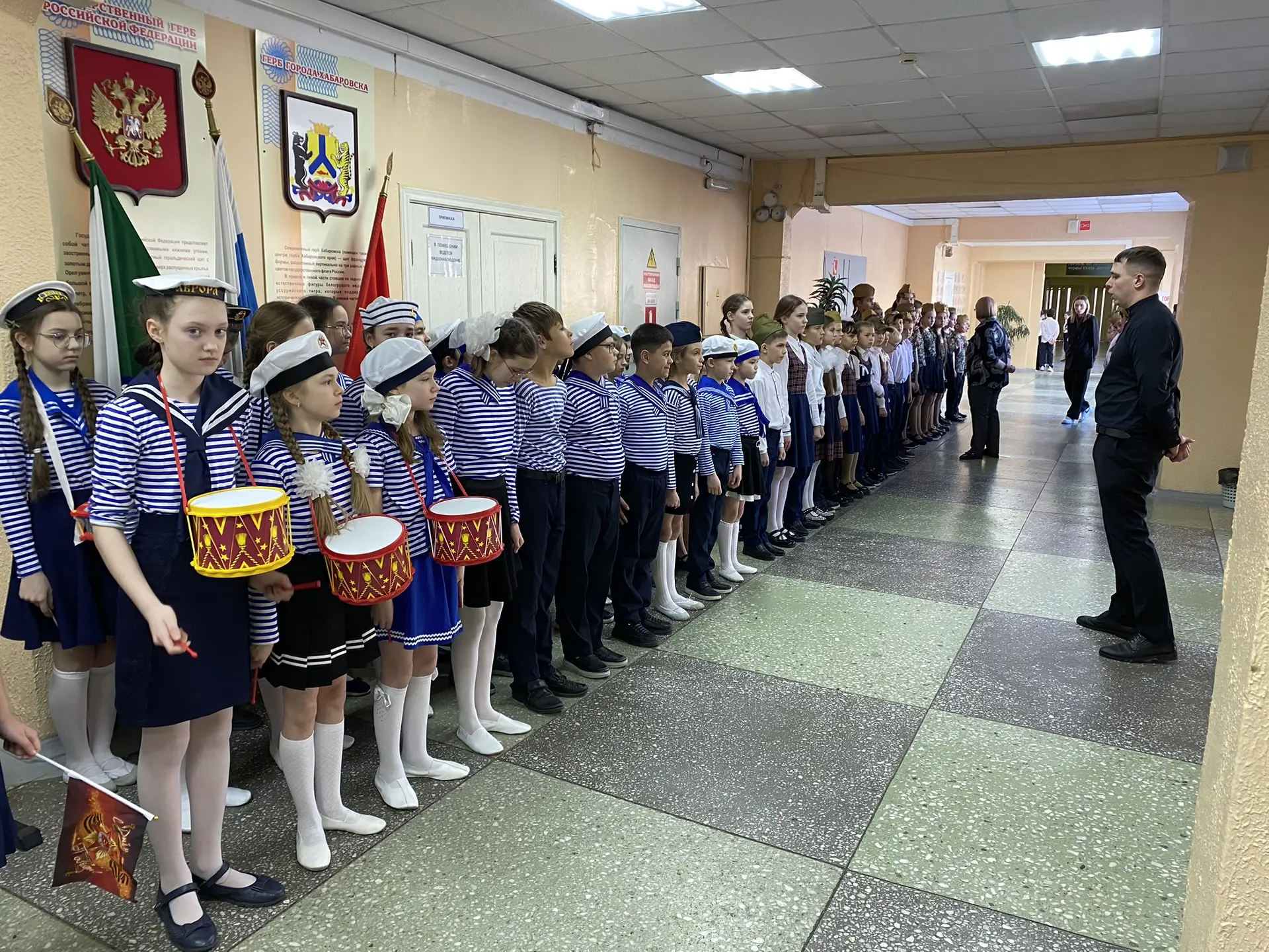 В нашей школе на этой неделе царила особая атмосфера: в рамках Всероссийского месячника военно-патри