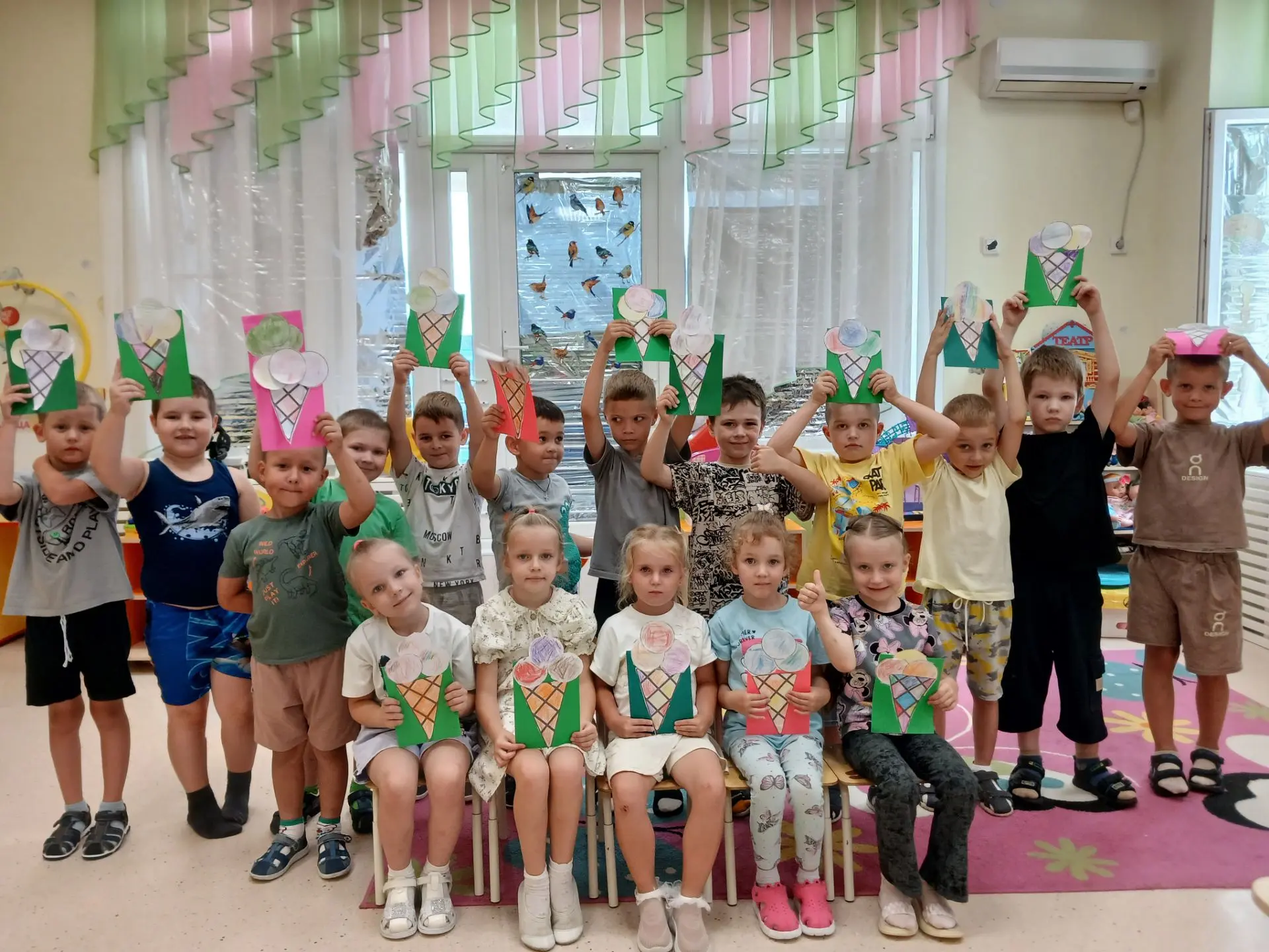 В летний оздоровительный период в подготовительной группе "Солнышко "☀ никак нельзя обойтись без мор