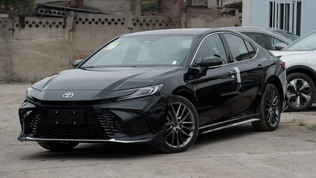 🚘Toyota Camry ➡️