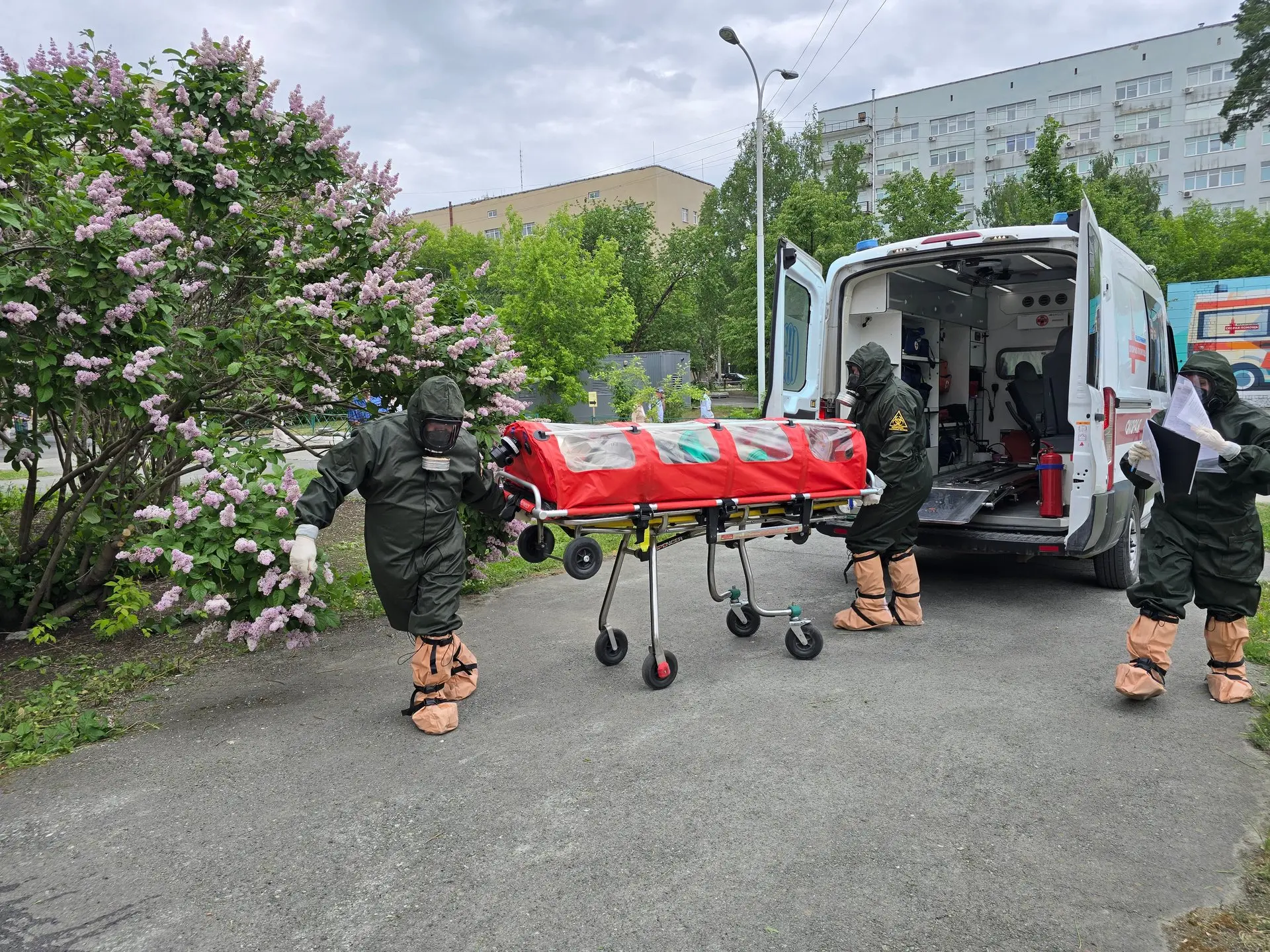️️✈️☢️ На борту воздушного судна выявили пассажира с признаками особо опасной инфекции....