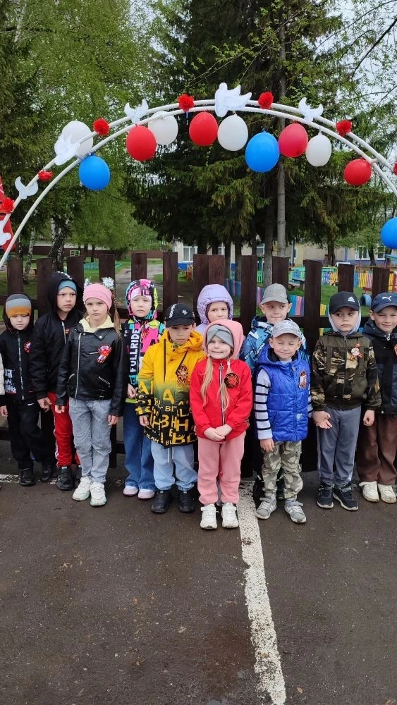 🕊День Победы-святой для каждого из нас праздник и мы, обязаны передать память о Победе...