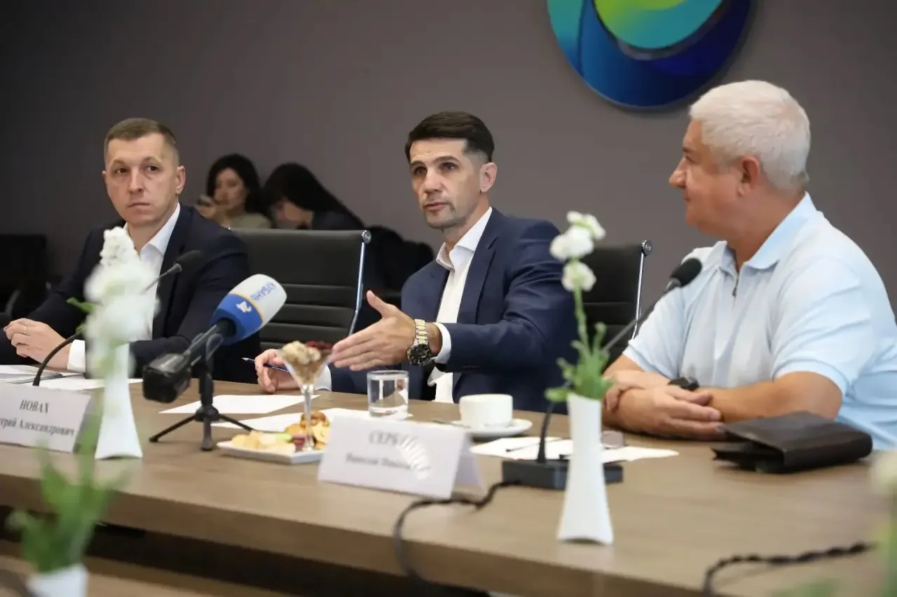 ⭐️Министр спорта встретился с гребцами Кубани