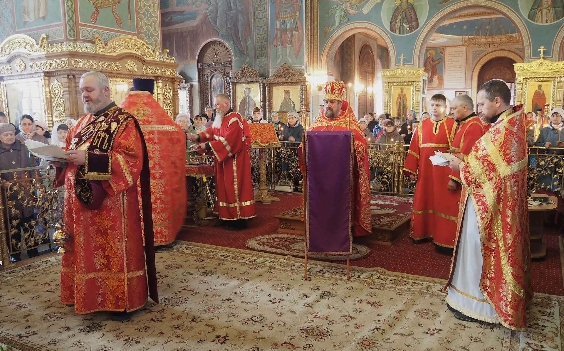 Сегодня, 21 апреля, во вторник второй недели по Пасхе (Недели Фомы), Православная Церко...