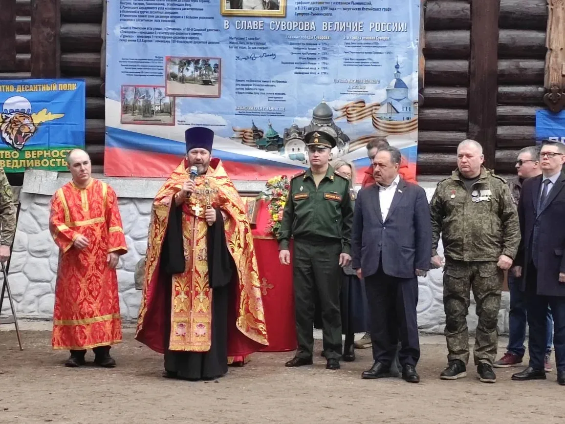 🇷🇺 Участие школьной команды ВПК «Патриот» в Межрегиональных Суворовских сборах     С 17 по 19 апреля