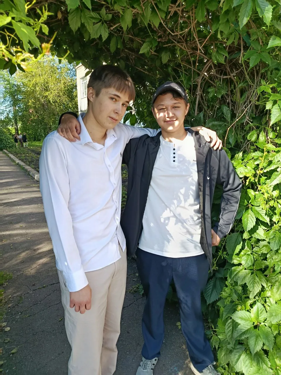 Сегодня завершающий день экзаменов! 
ЕГЭ информатика!!! Ни пуха, ни пера!!!!