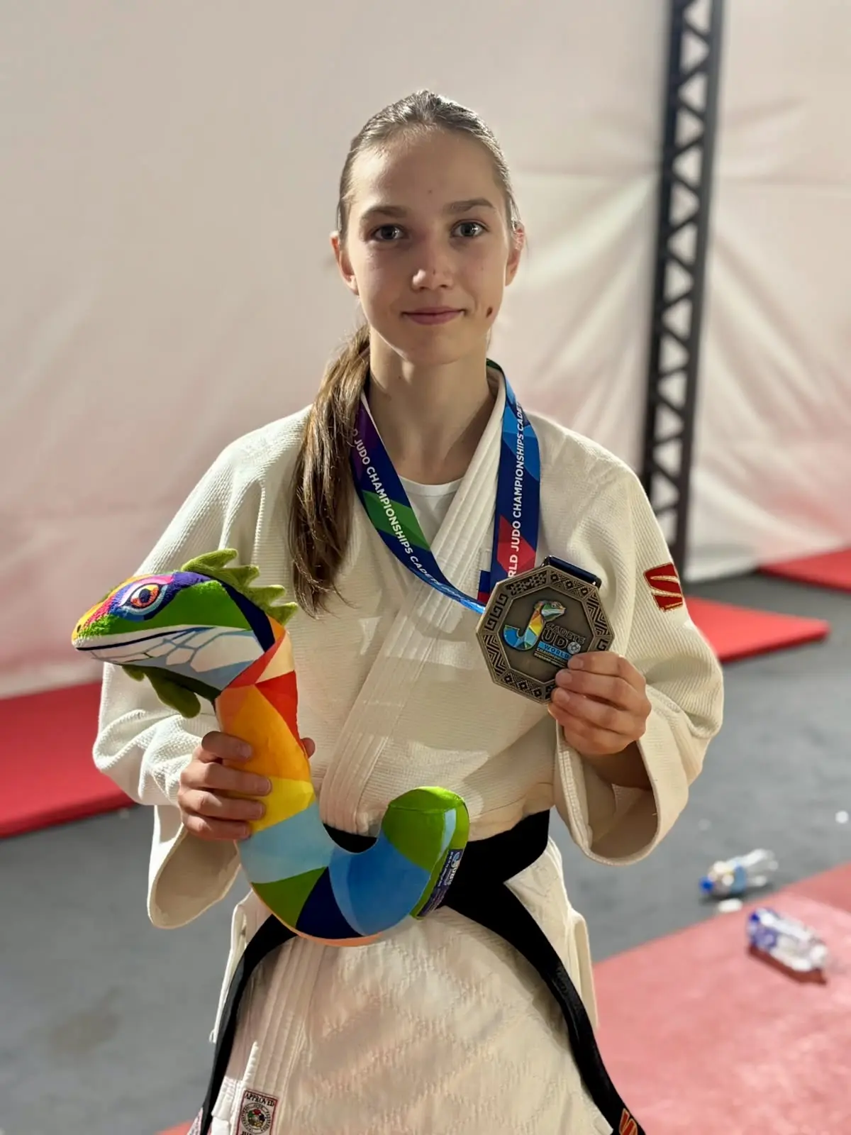 🥉Поздравляем Эмилию Сайфутдинову с бронзовой медалью первенства мира в 🇪🇨Эквадоре