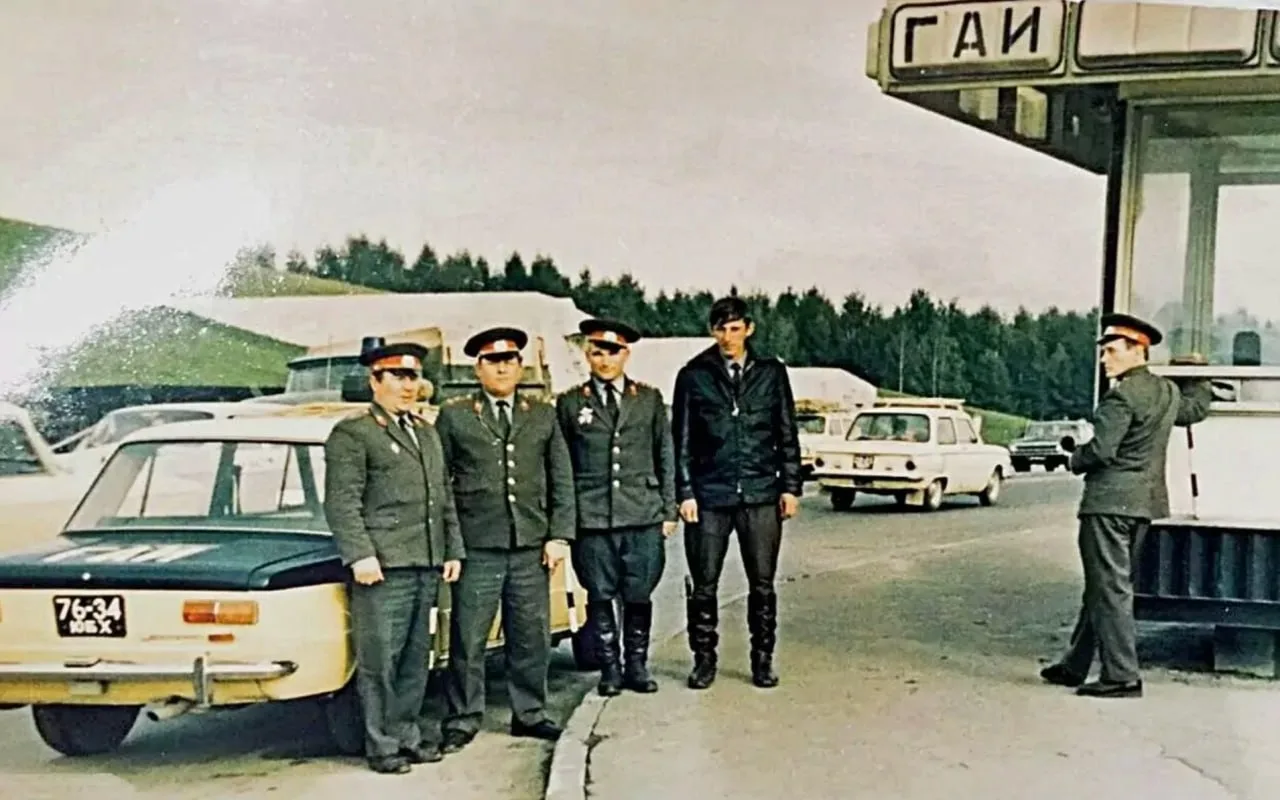 📸 Пост ГАИ у "Штыков", 1980 г.
