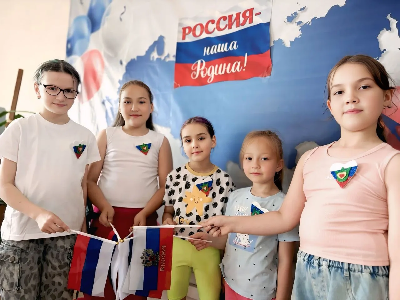 С Днём России! 🇷🇺В этот праздник мы провели душевный мастер-класс «Сердце Родины», чтобы ещё раз н