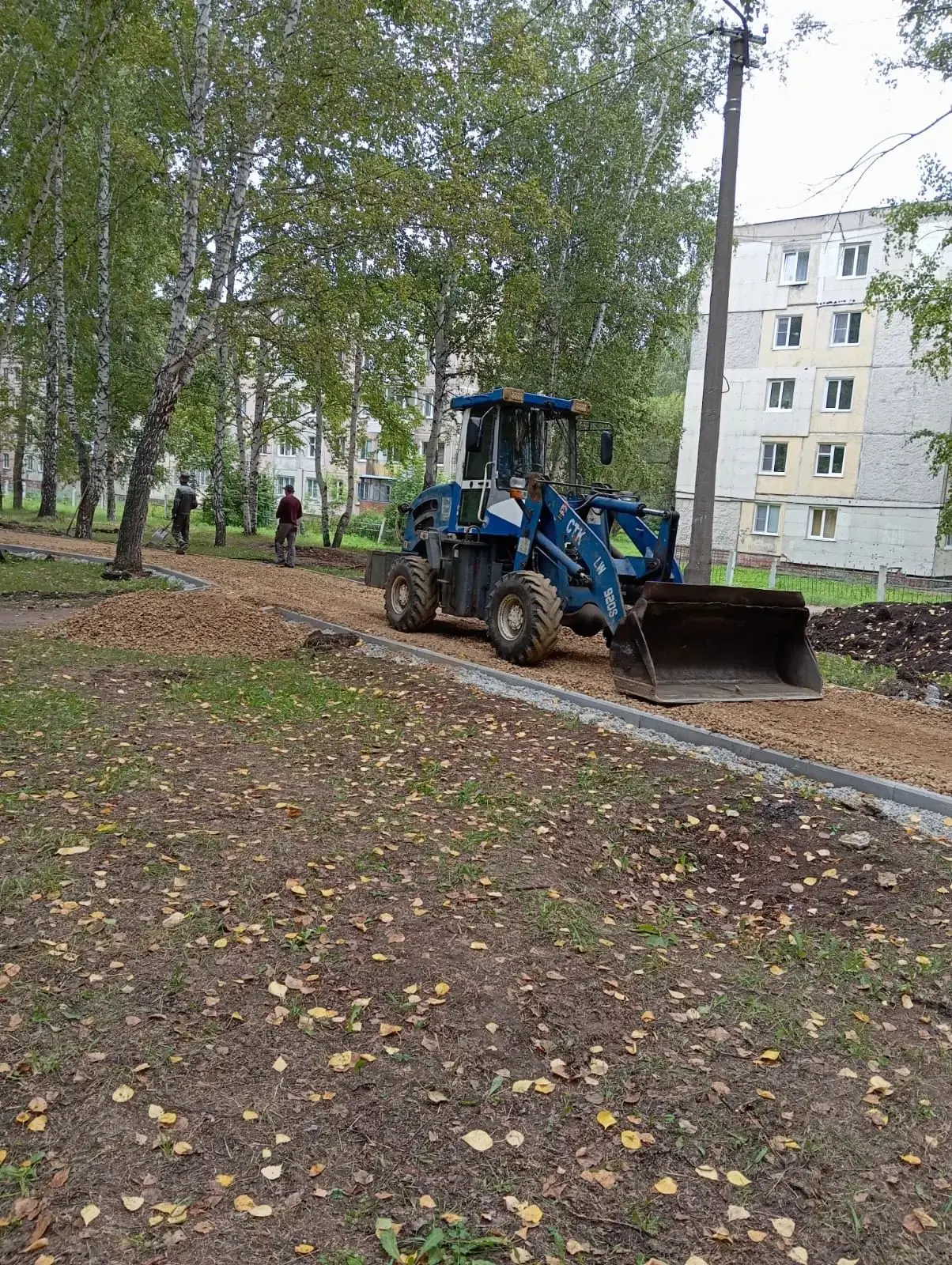 Парк имени А. С. Пушкина сейчас будто на передышке перед чем-то крутым: убирают старое,...