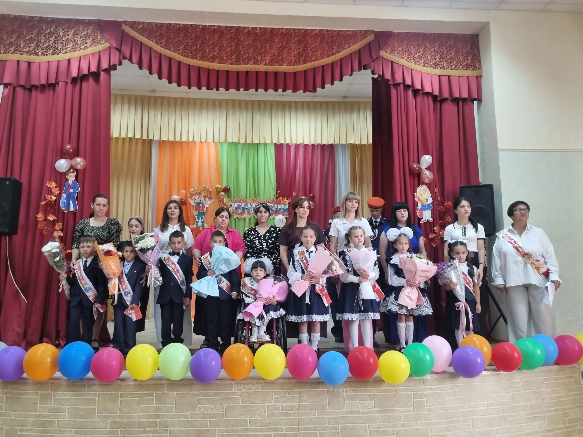 🎓✨Сегодня в нашей школе прошла торжественная линейка, посвящённая Дню знаний. Праздник...