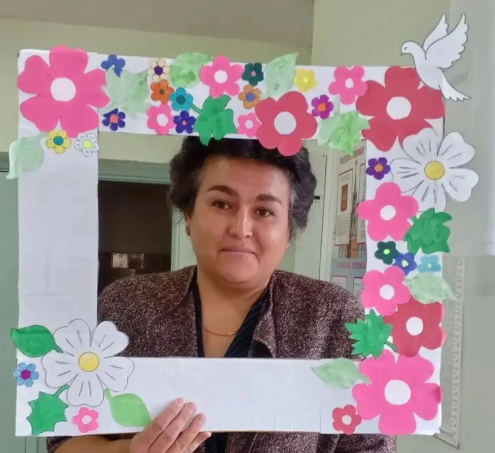 💐 В преддверии Дня учителя наши прекрасные учителя приняли в фото-акции "Улыбка учител...