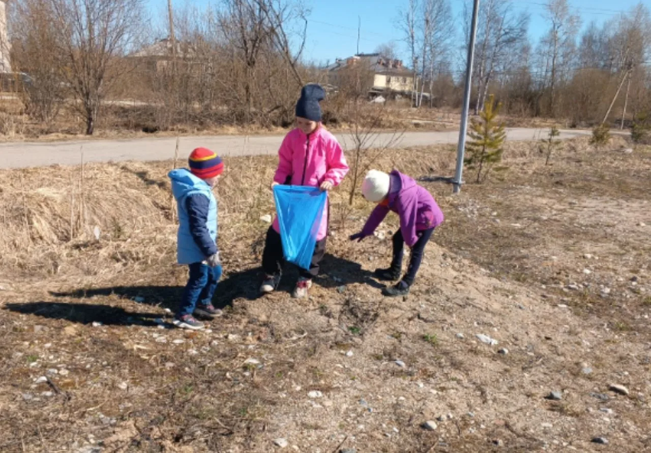 🧹🧺Сегодня ребята из группы «Фантазёры» (воспитатель А.Л. Мальцева ) приняли участие в...