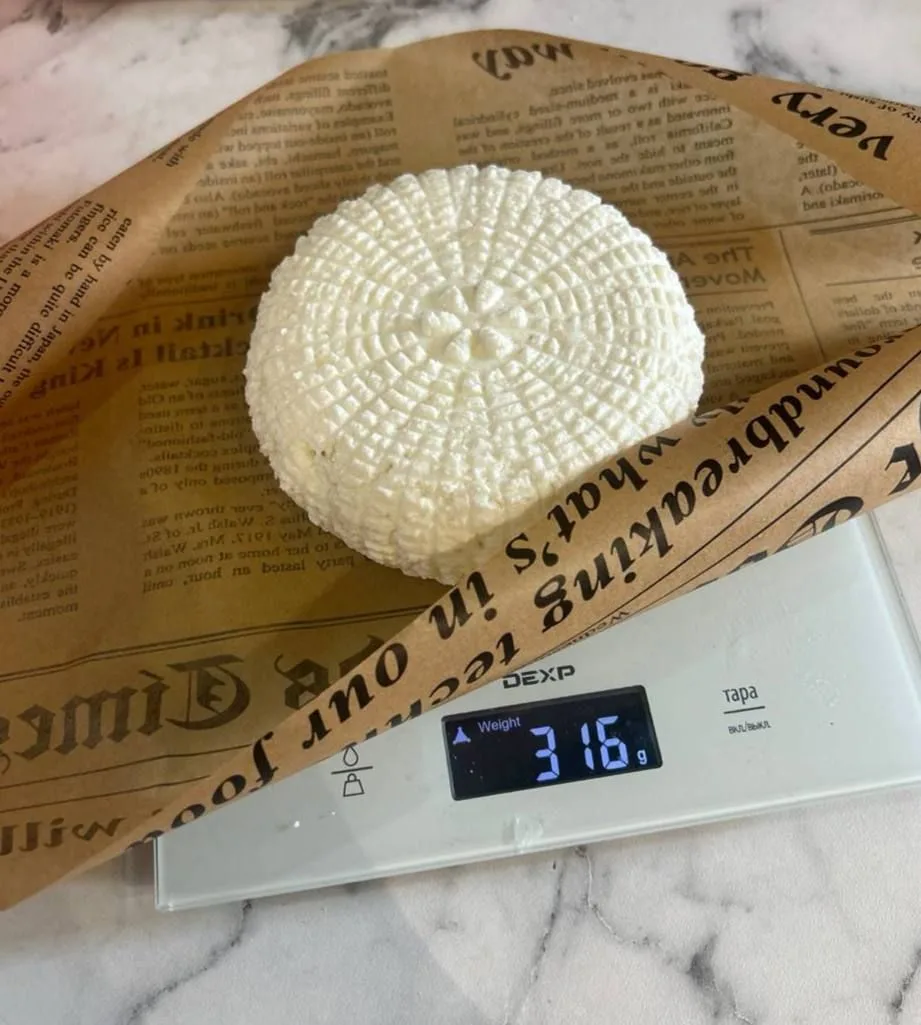 🎁 Рецепт маскарпоне и адыгейского сыра — бесплатно.

Вчера я дала вам рецепт тирамису — нежного, во