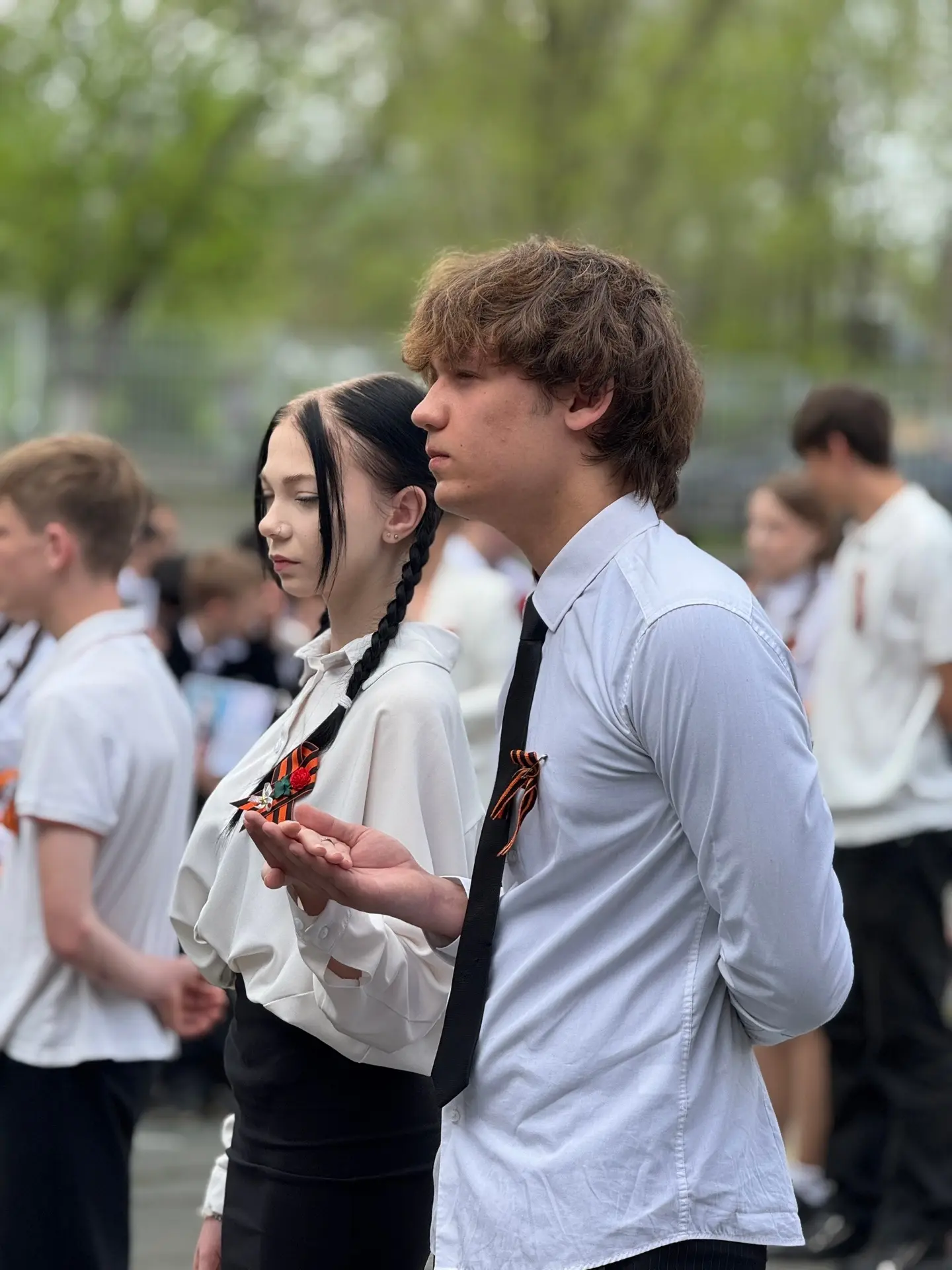 Сегодня, 8 мая, во дворе нашей школы состоялся традиционный митинг, посвящённый великому празднику —