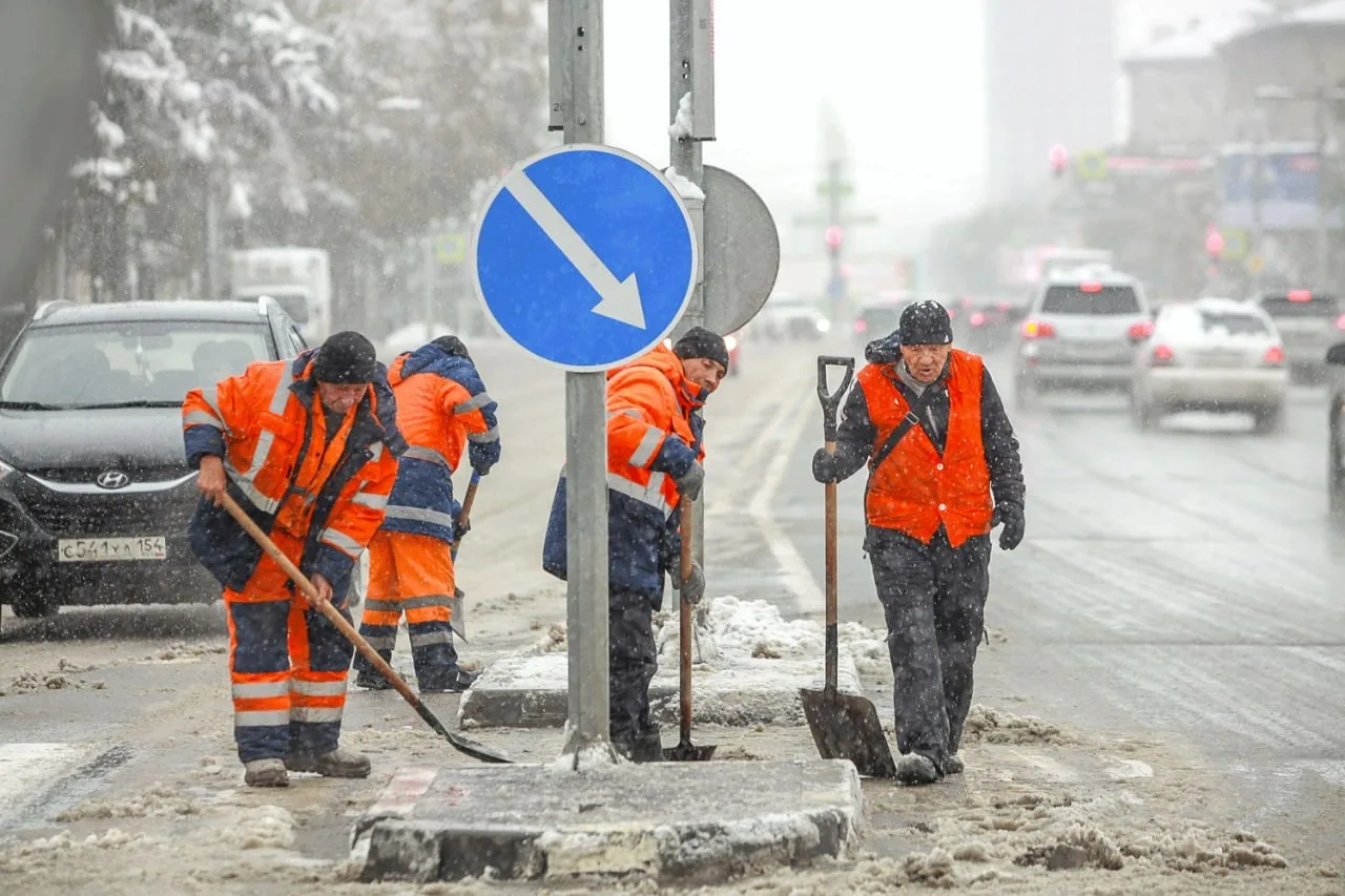 Новую схему снегоудаления разработают к концу декабря в Новосибирске