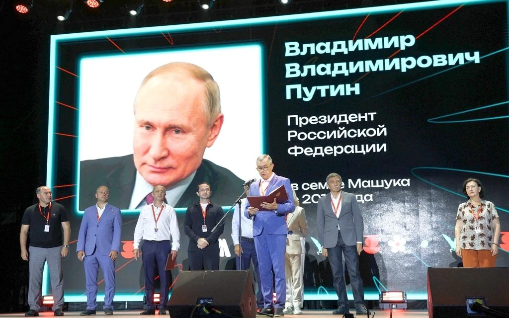Студентка Ейского медицинского колледжа Оботнина Злата приняла участие в XVII Всероссий...