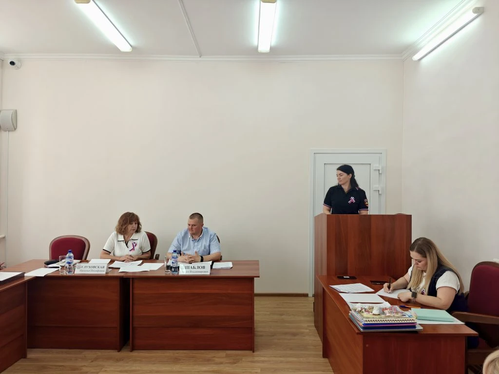 Под председательством и.о. замглавы района Натальи Глуховской и прокурора Кавказского р...