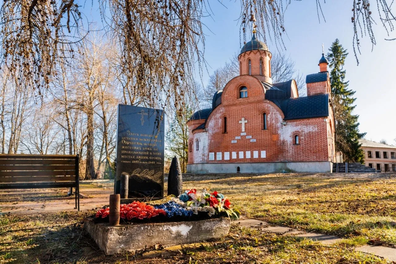 Погода год назад 👀 А сейчас даже не очень хочется смотреть в окно — бррр ❄️