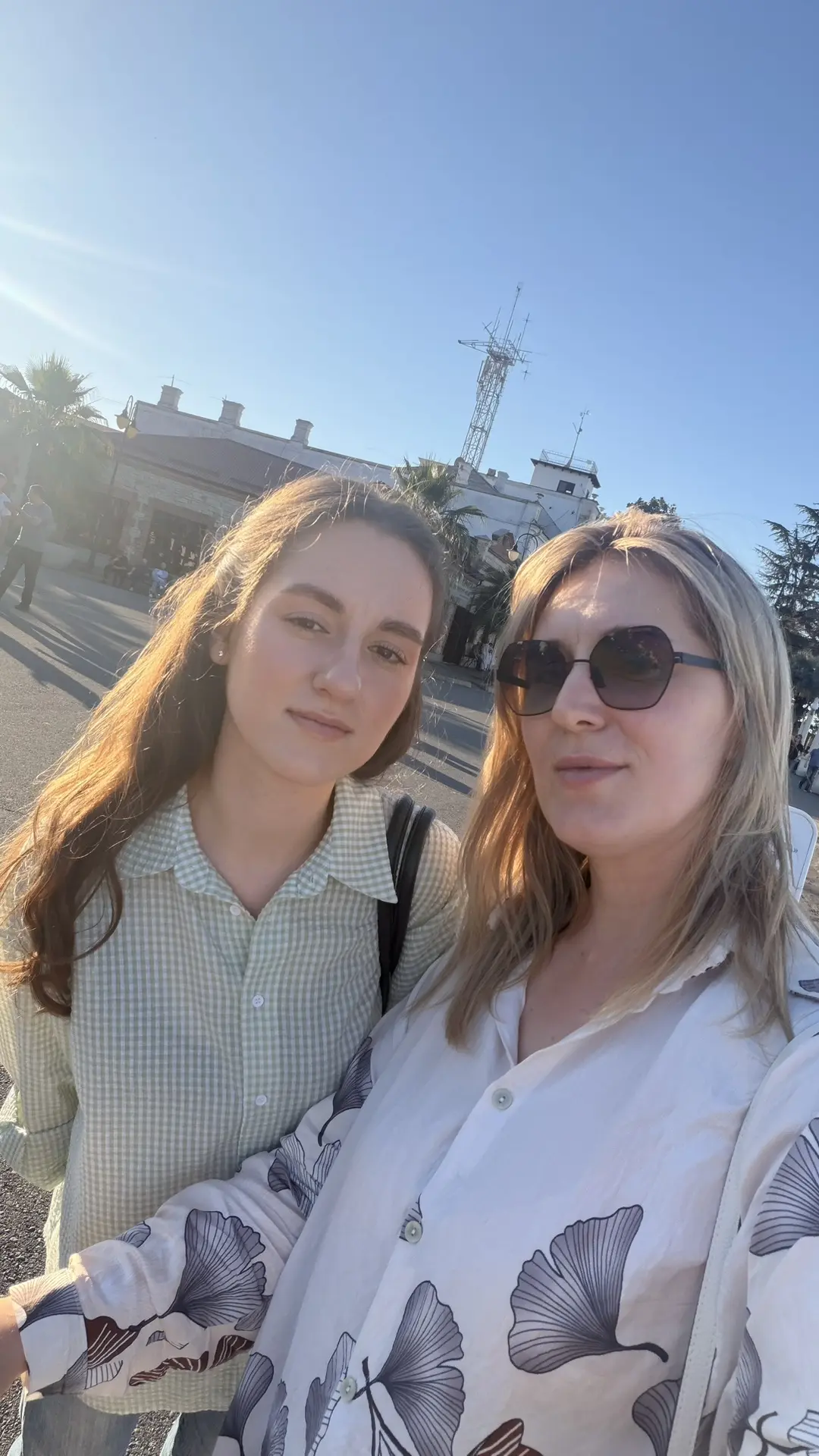 Недавно поймала себя на мысли, что с каждым ребёнком я становилась всё спокойнее ❤️

С первым ребёнк
