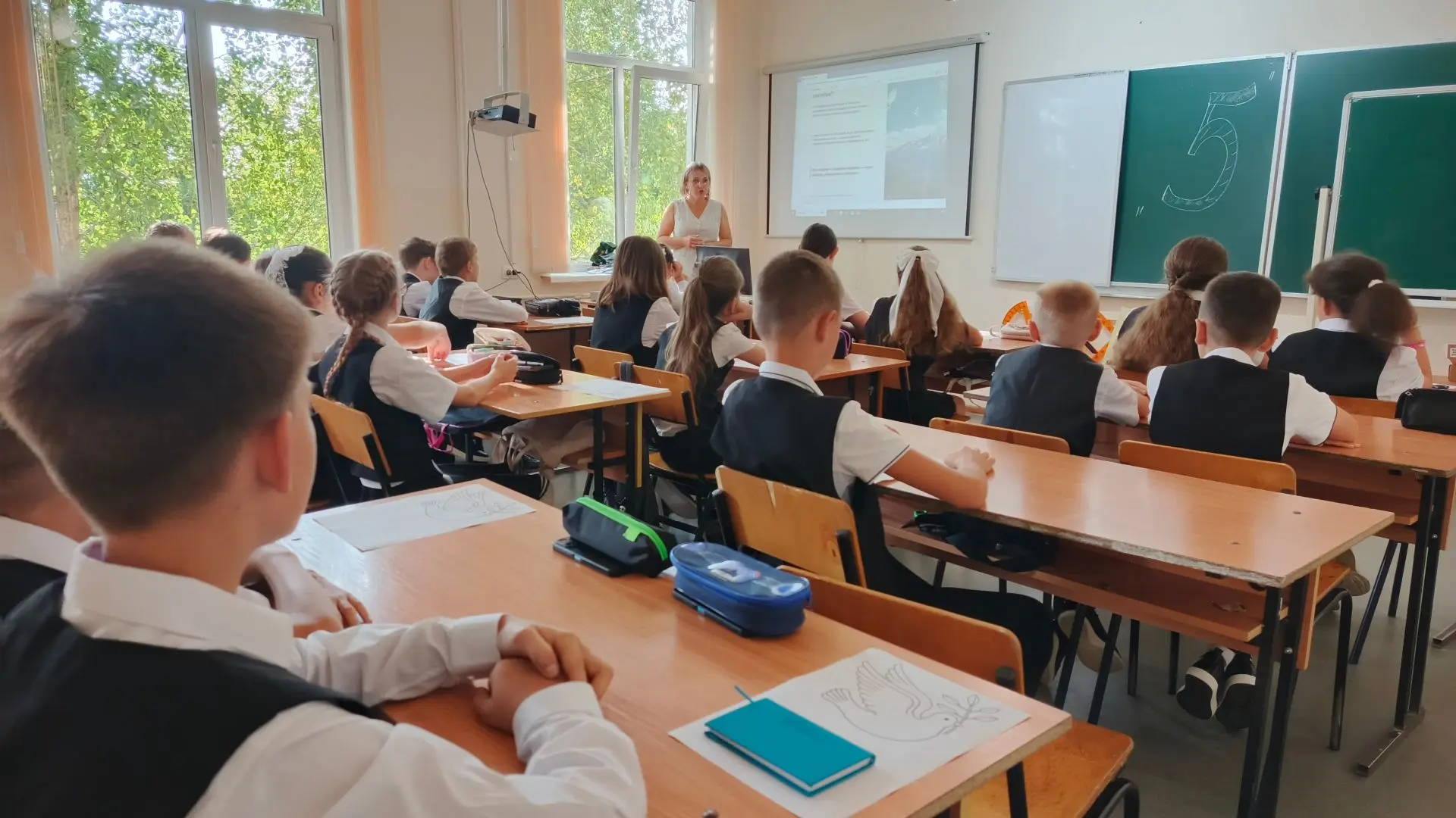 🕊️Памяти трагедии в Беслане посвящается...