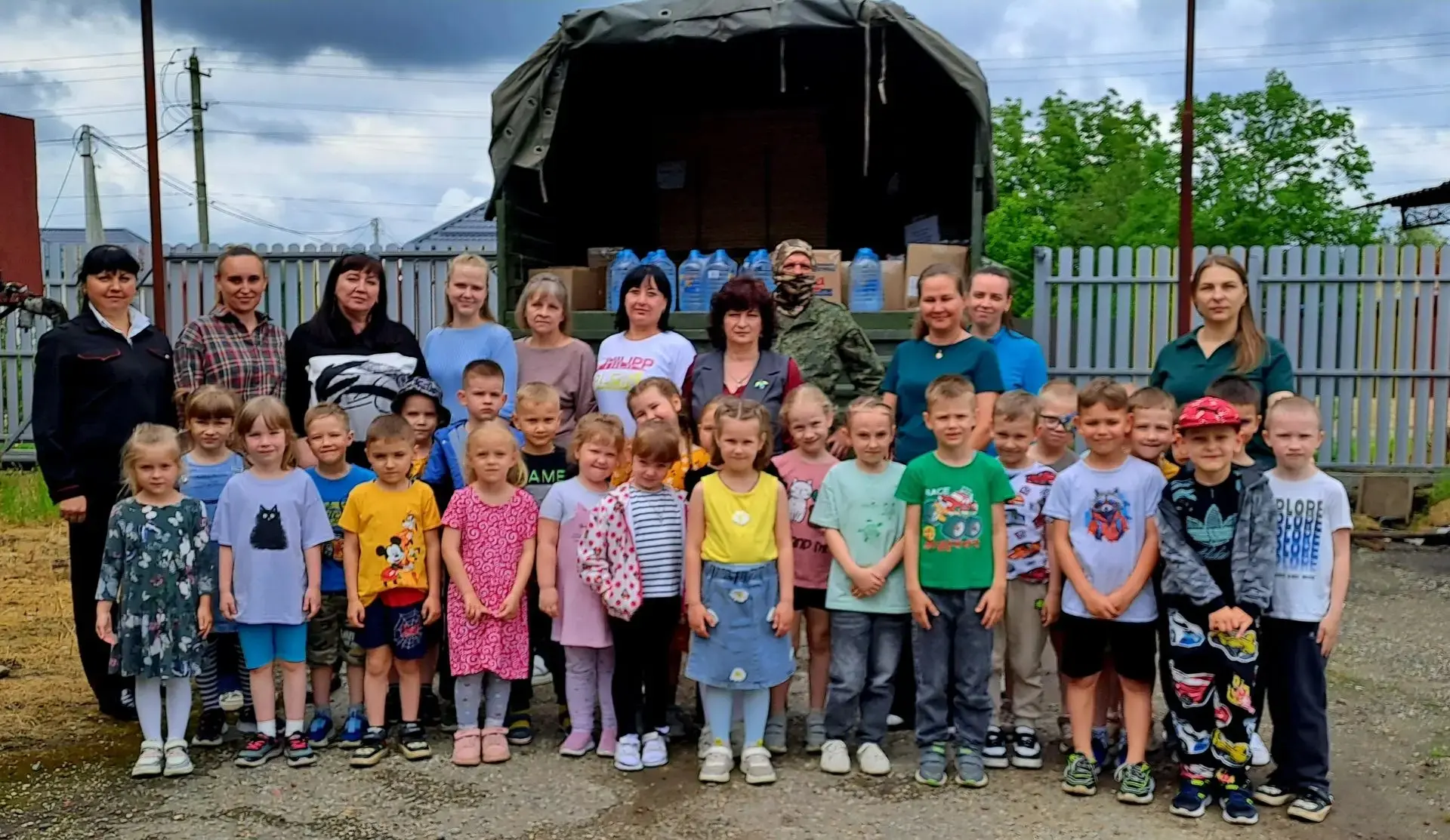 🇷🇺 От чистого сердца — нашим бойцам! 💙Воспитанники, родители и сотрудники детского сада № 40 объедин
