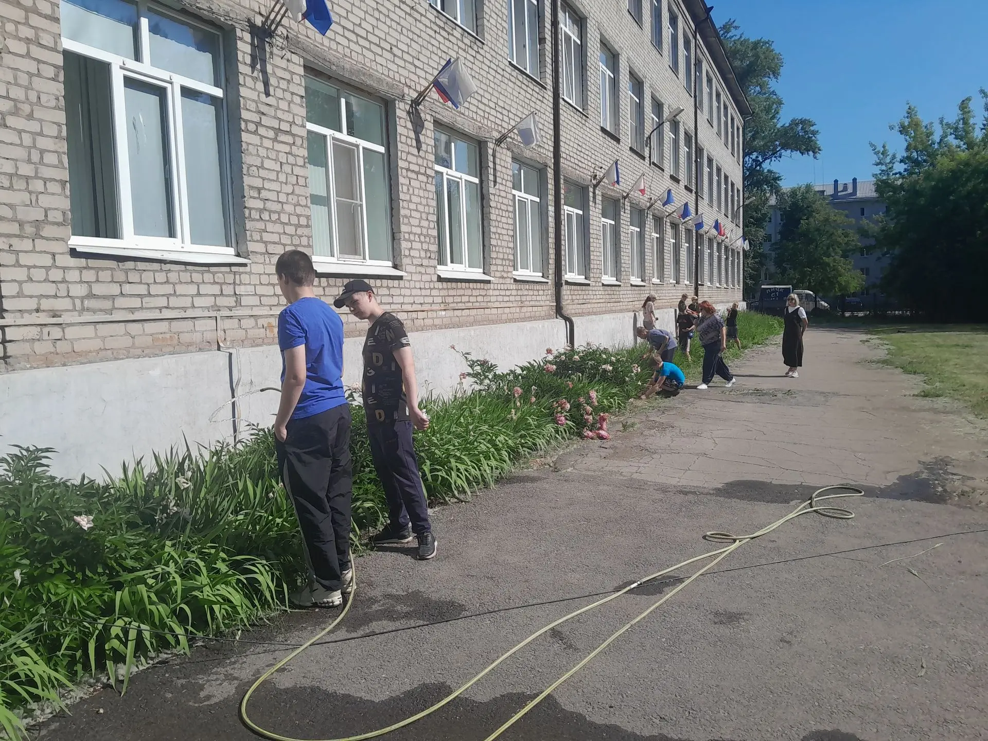 Наше учебное заведение в летний период активно готовится к новому учебному году. Присту...