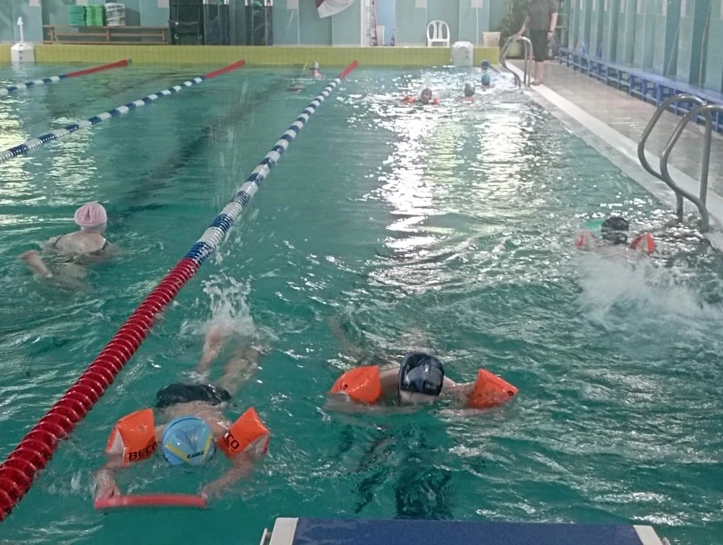 Подводим итоги 9-го дня в «Десяточке»!

День был наполнен событиями. Отряды №1, №2 и №3 отлично пров