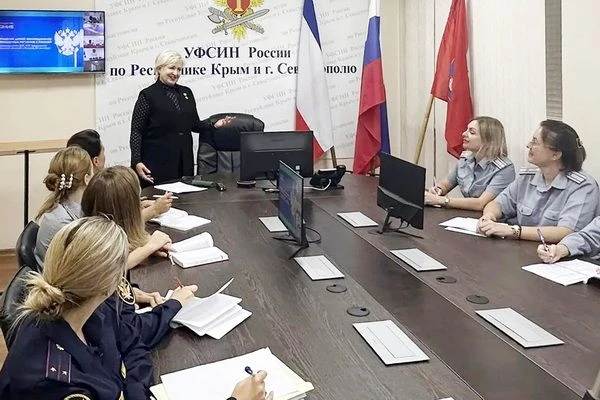 В УФСИН прошла просветительская лекция ко Дню воссоединения освобожденных регионов с Ро...