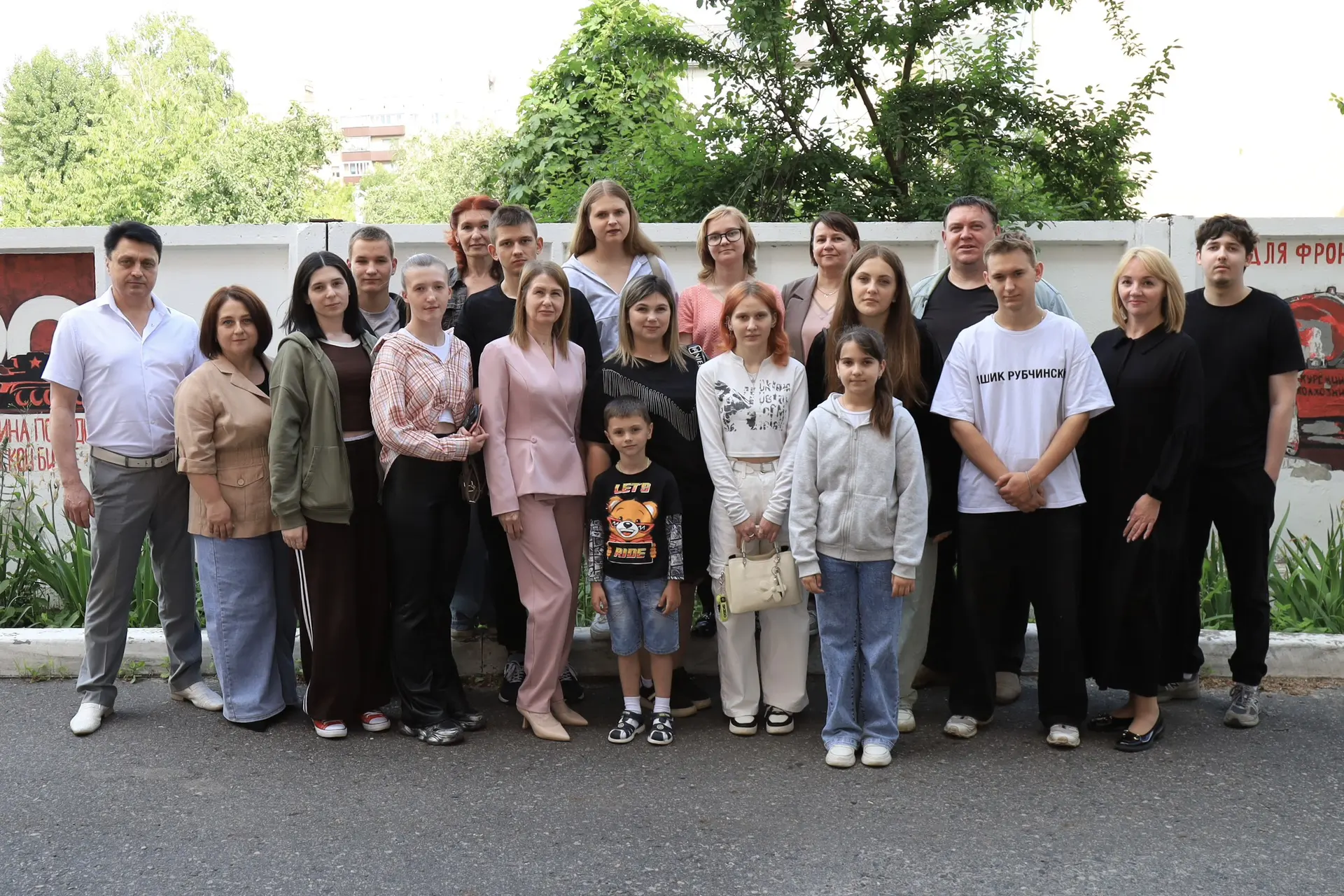 В архиве комитета ЗАГС Курской области прошла экскурсия «С любовью к России: семейные истории в архи