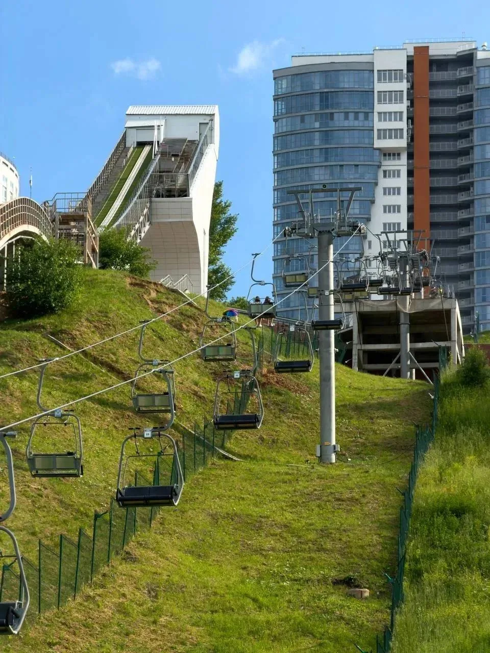 🌳 Кресельный подъёмник на Сенной