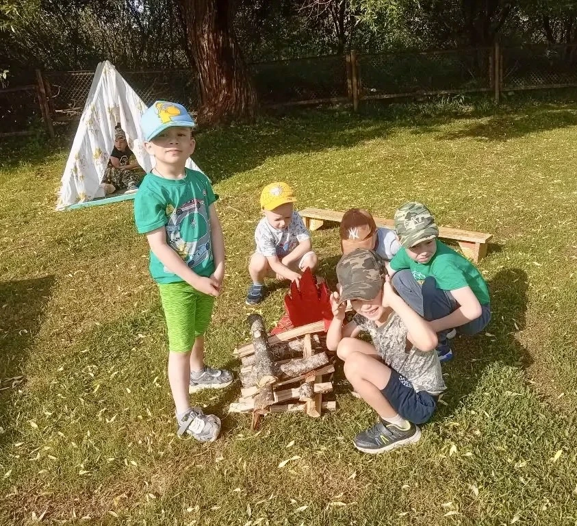 🏕️Вторая неделя проекта "Мы - весёлые туристы" в детском саду прошла под девизом "Мы готовимся к по