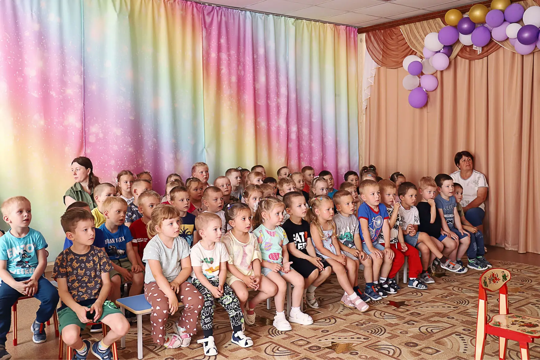 🎉В детском саду состоялся настоящий праздник для малышей🎉 — большой кинопоказ, которы...