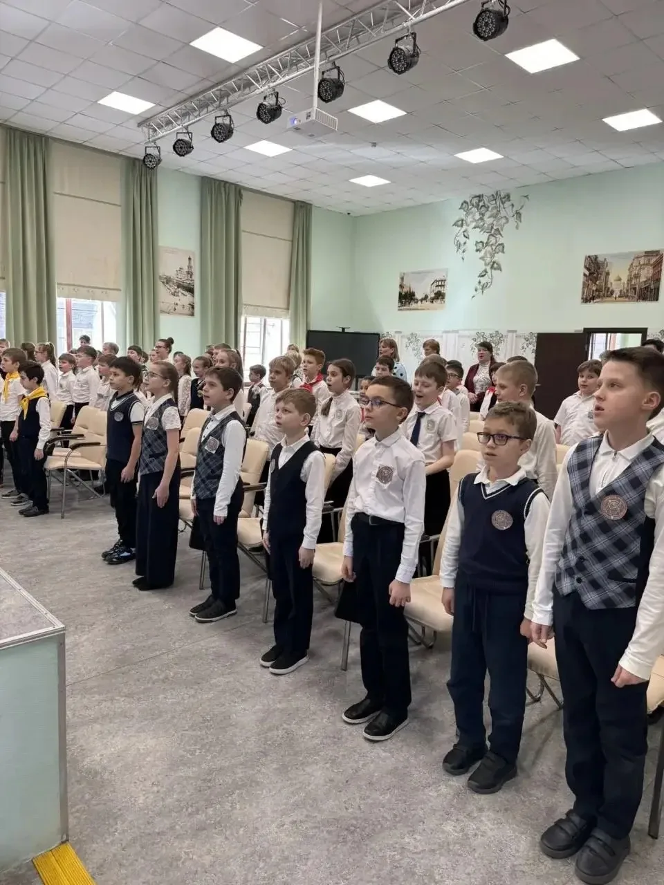 🎉Ученик 4 «Г» Сидоренко Фёдор показал отличные знания на недавно завершившейся олимпиаде «Мои первые