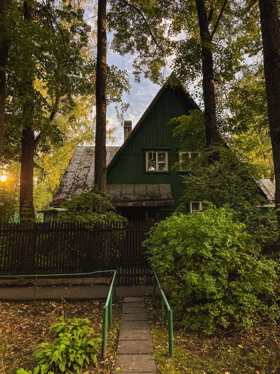 ☀️⛱️👩‍🌾 — тёплые майские, мы так долго вас ждали! Мороженое, солнышко и праздные прог...