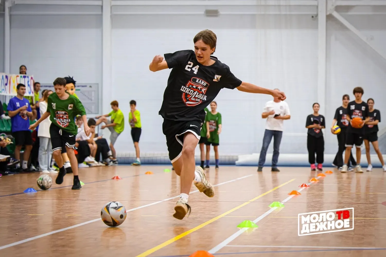 🏀В Клину стартовал 2️⃣ сезон губернаторского проекта «Школьная лига» с новыми видами с...