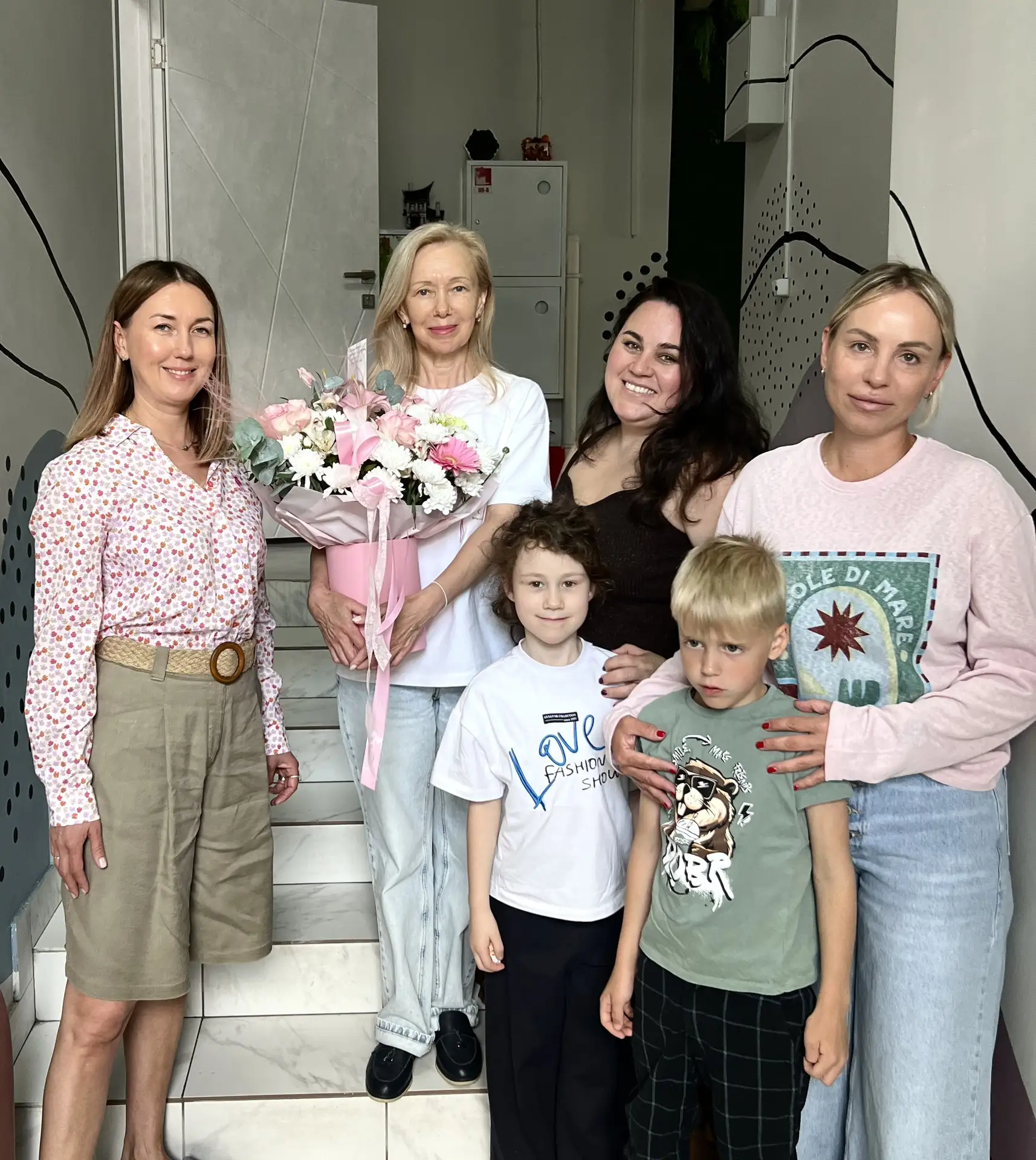 Кажется, только недавно эти очаровательные малыши робко переступали порог нашей школы М...