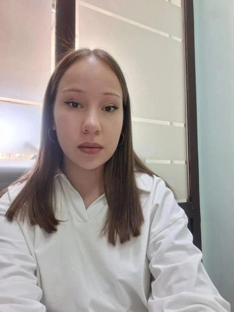 «Это не удача, это результат огромного труда»: выпускница из Гусиноозерска получила 100 баллов по ли