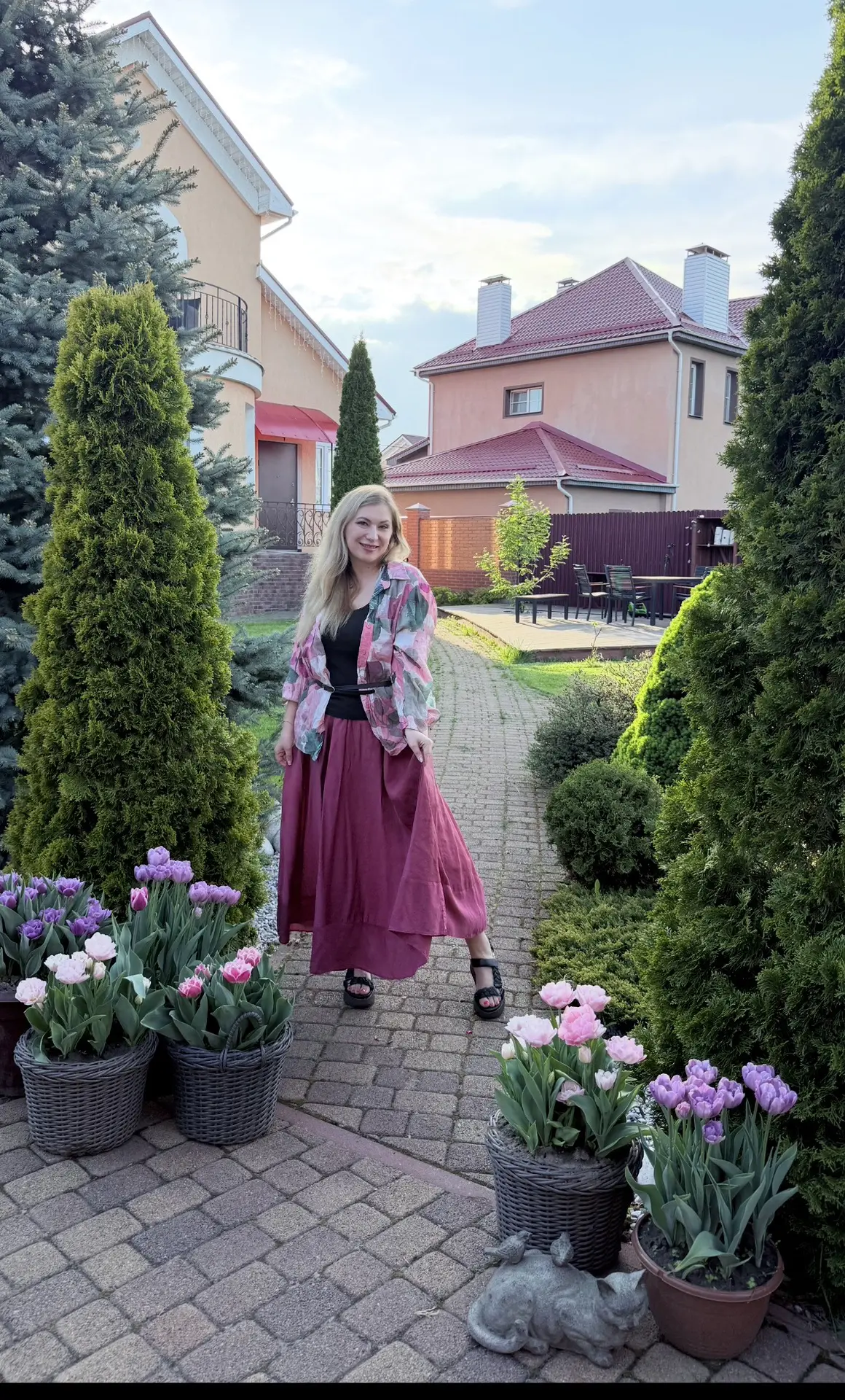 У меня сегодня профессиональный праздник. 14 июня - День Блогера🎉

Решение стать блогером было одни