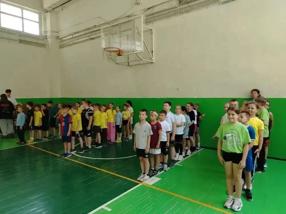8 июня в нашем пришкольном оздоровительном лагере «Искорка» прошло спортивное мероприят...
