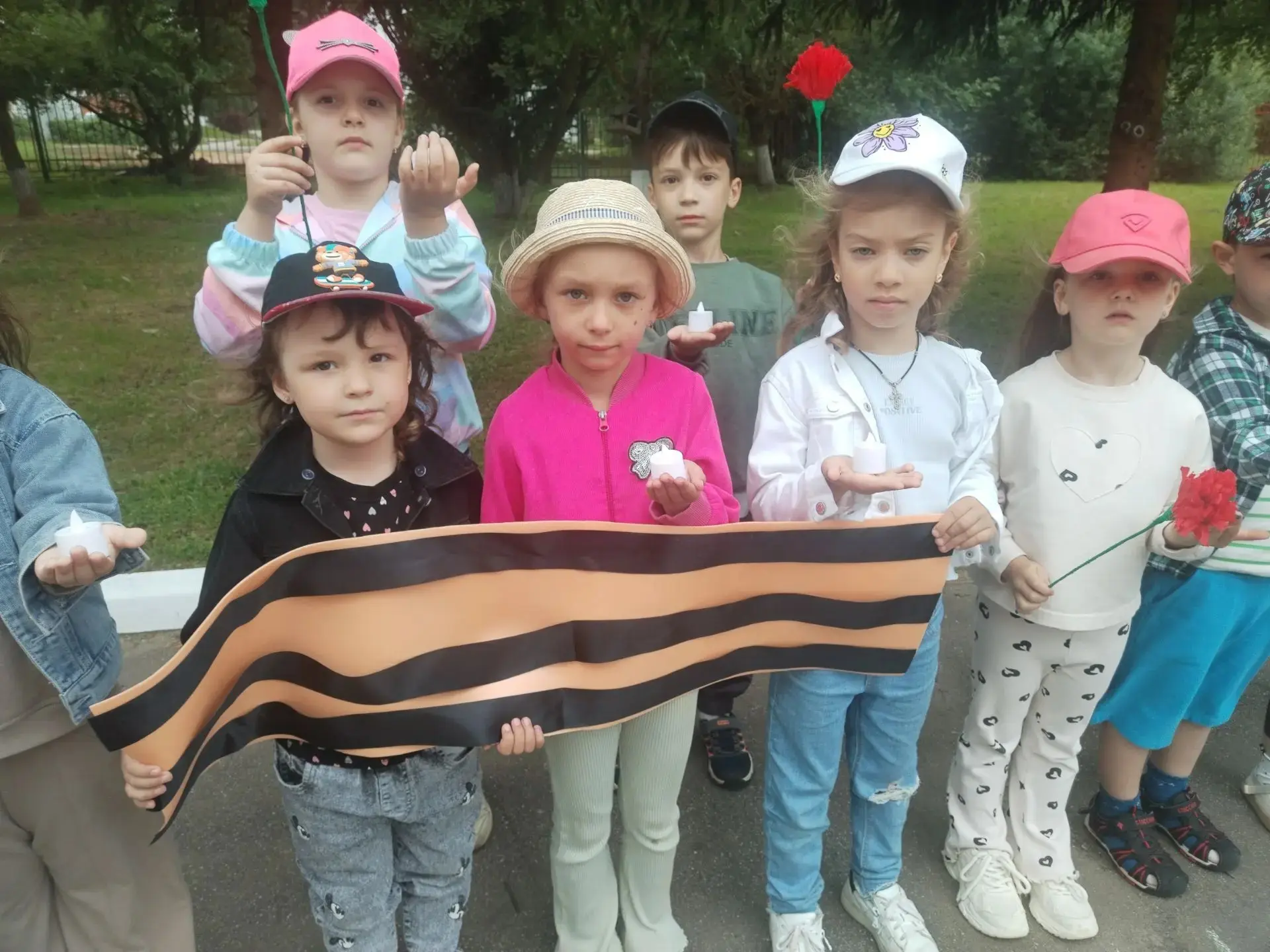 🇷🇺Память, которую мы храним вместе: в нашем детском саду прошла акция «Свеча памяти»

22 июня — од