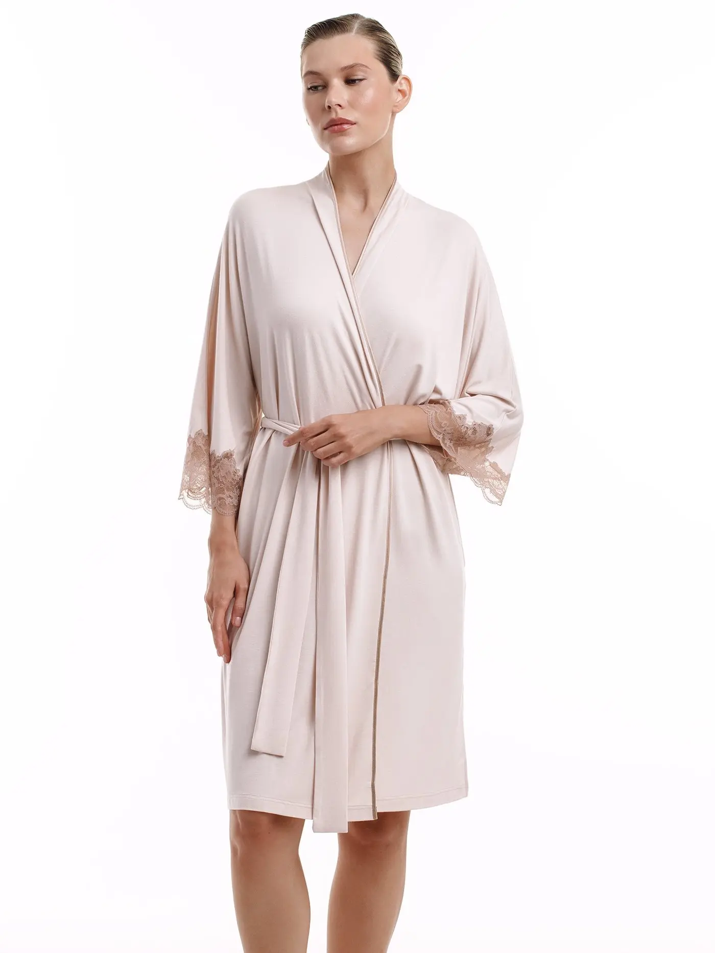Новинки итальянского бренда ANNETTE LINGERIE в бежевом оттенке из мягкого модала, допол...