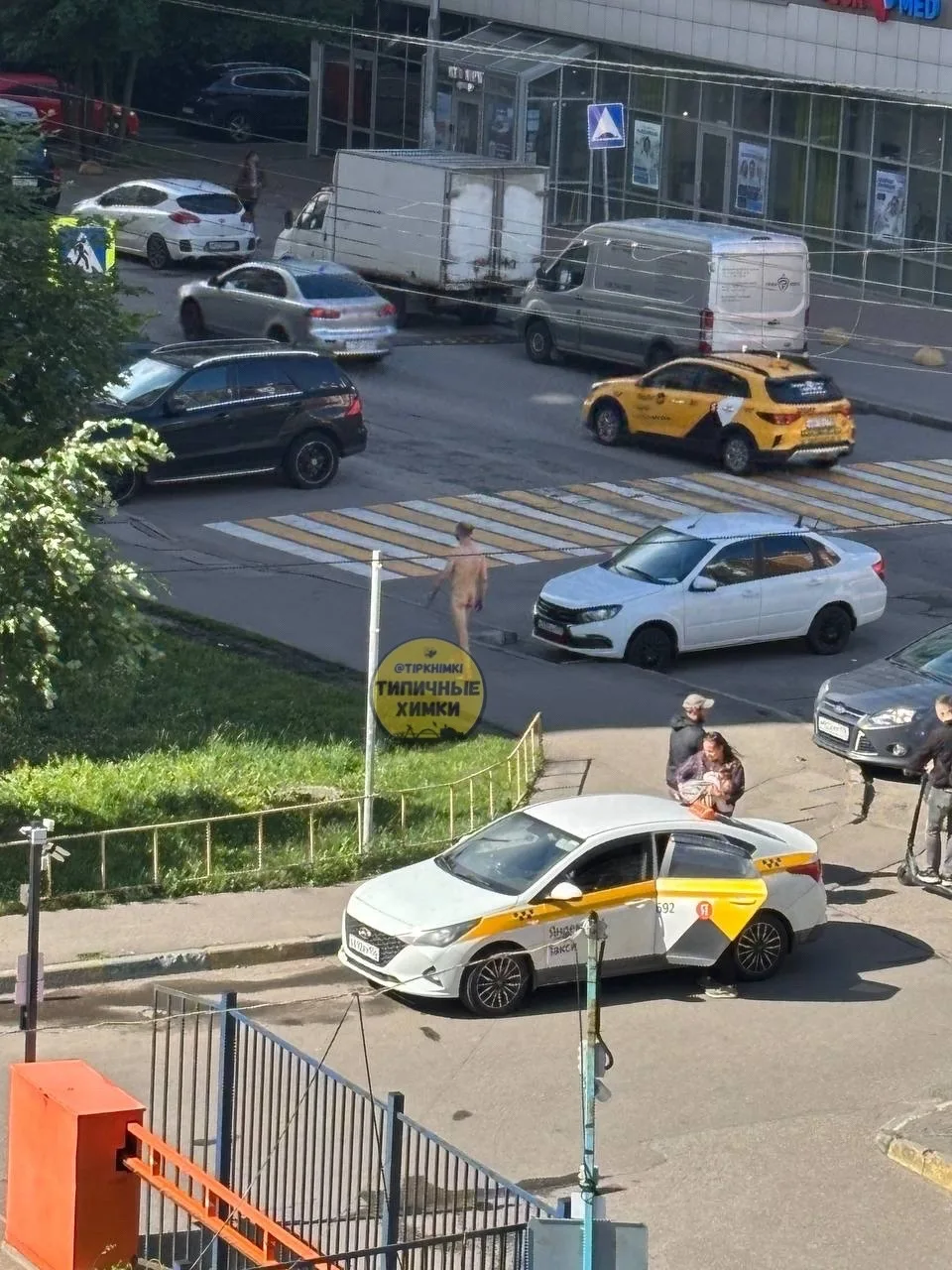 Вот такие персонажи встречаются на Совхозной 🤪