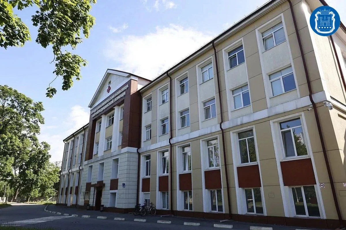 Городская клиническая больница скорой медицинской помощи отметила 80-летие со дня основ...