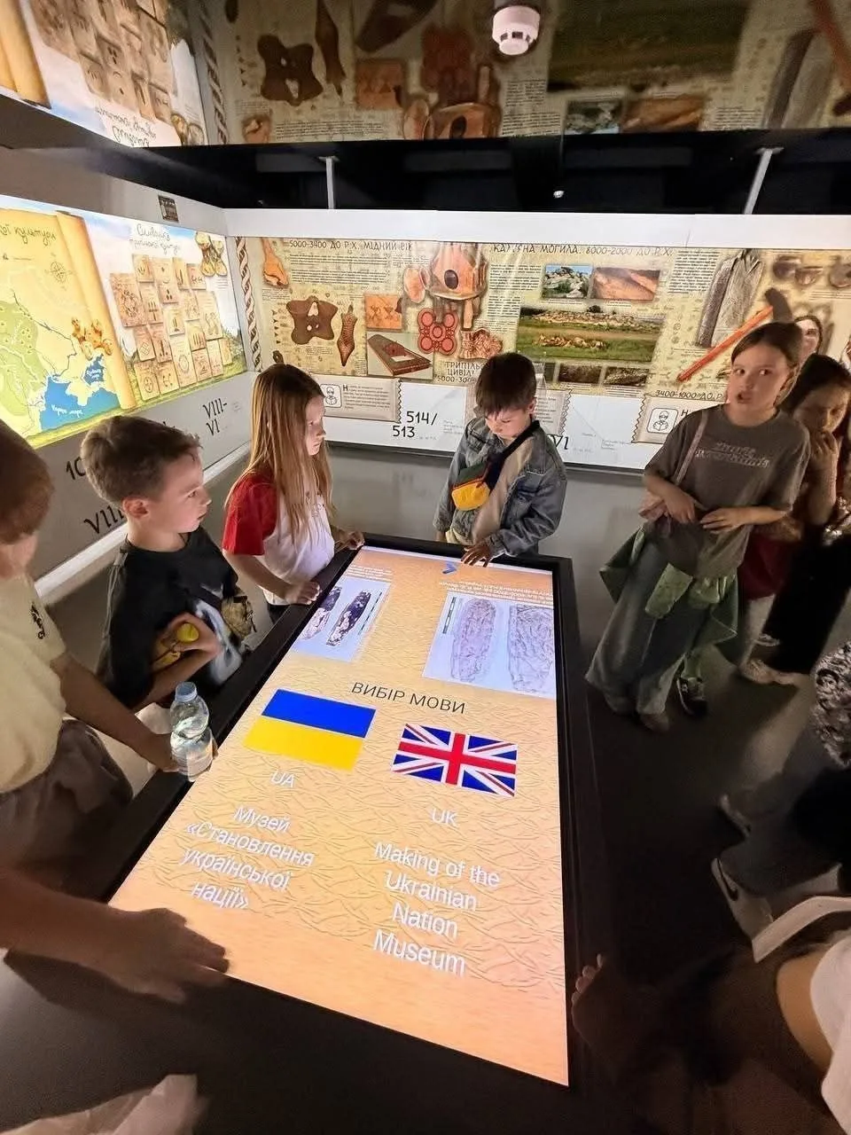 На Украине открыли музей, посвященный "основанию украинской нации", и среди тех, кто "о...