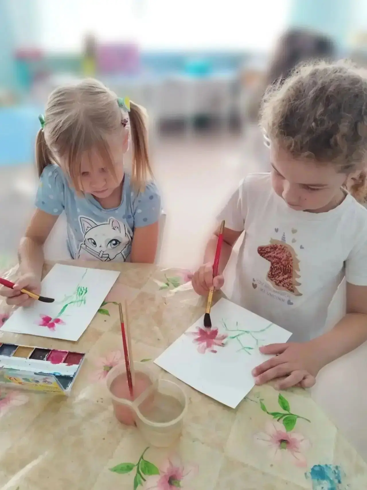 Сегодня в старшей группе " Морячки " было по - настоящему цветочное настроение! Мы с ре...