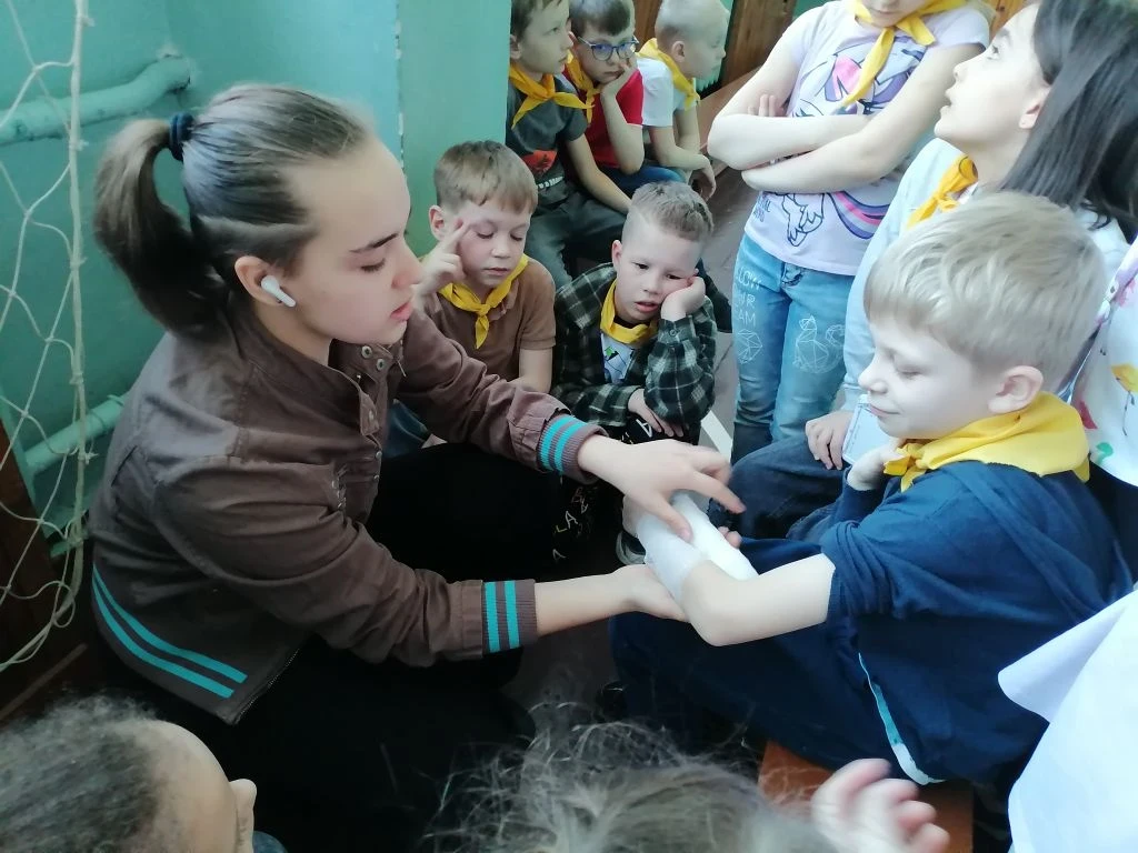 🚩 День Движения Первых в лагере «Солнышко» прошел на одном дыхании! 🚩Сегодня в нашем лагере было осо