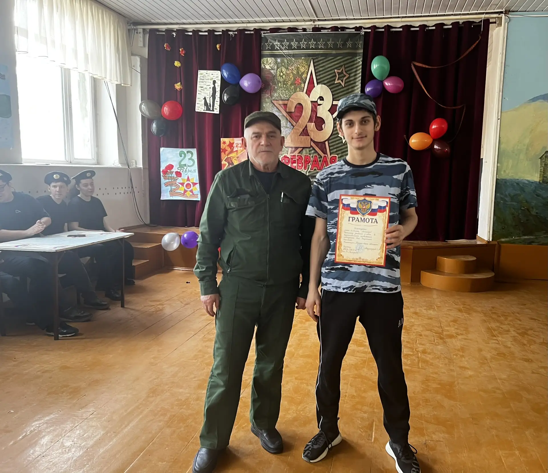 Сегодня в нашей школе прошло мероприятие, посвящённое Дню защитника Отечества!  В состязаниях участв