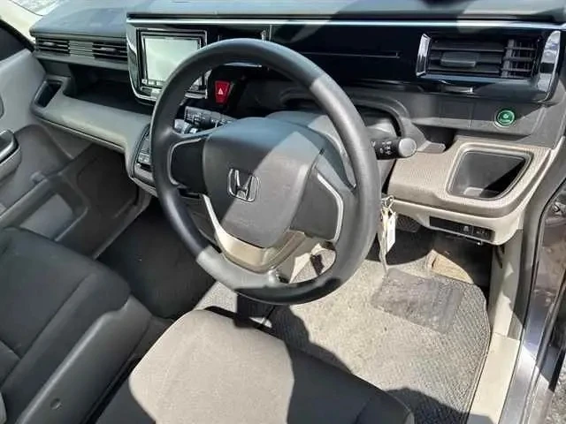 🇯🇵Выиграли один из самых популярных минивэнов из Японии   Очередной Honda StepWGN с аукциона, куплен